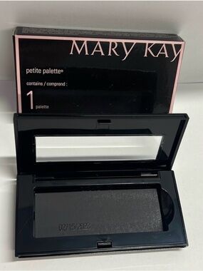 Mary Kay Petite Palette Magnetic Eyeshadow Holder - Black